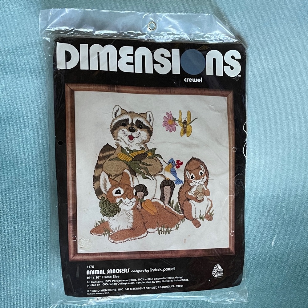 Dimensions Needlepoint Kit Animal Snackers 16”x16” Vintage 1980